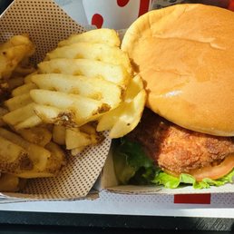Deluxe chicken sandwich combo