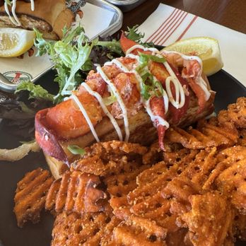 Lobster Guys - Maine Style Lobster Roll - Seafood Near Me - Long Beach, California Lobster Guys - Maine Style Lobster Roll - Seafood Near Me - Long Beach, California