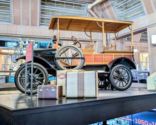 Cincinnati Museum Center by null