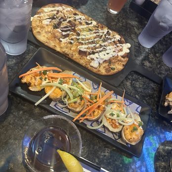 Topgolf - Buffalo ranch pizza & buffalo dip potato skins - Golf Near Me - King of Prussia, Pennsylvania Topgolf - Buffalo ranch pizza & buffalo dip potato skins - Golf Near Me - King of Prussia, Pennsylvania