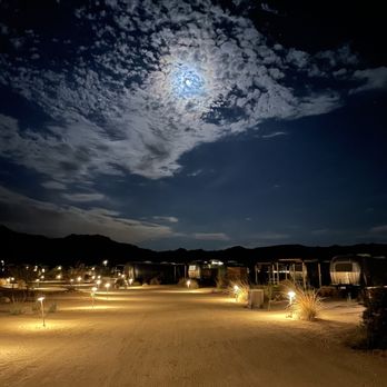 Auto Camp - Joshua Tree - Night skies Autocamp did not disappoint! - Campgrounds Near Me - Joshua Tree, California