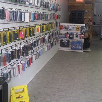 Tech Pro - Mobile Phones Near Me - Montreal, Quebec Tech Pro - Mobile Phones Near Me - Montreal, Quebec