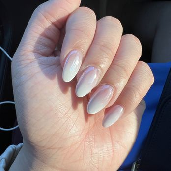 Daisy Nails - Nail Salons Near Me - Lancaster, California