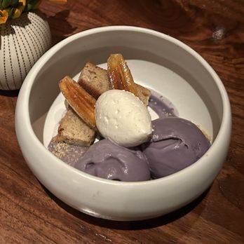 Wayan - Banana sundae with ube ice cream - Indonesian Near Me - New York, New York Wayan - Banana sundae with ube ice cream - Indonesian Near Me - New York, New York