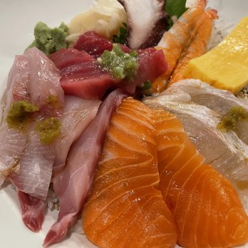 Chobop - Chirashi "plate" - Sushi Bars Near Me - Costa Mesa, California