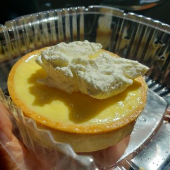 Fat Cheeks Hawaii - Lemon tart - Sandwiches Near Me - Honolulu, Hawaii