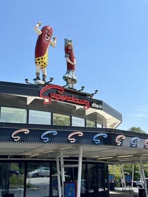 Superdawg Drive-In by null