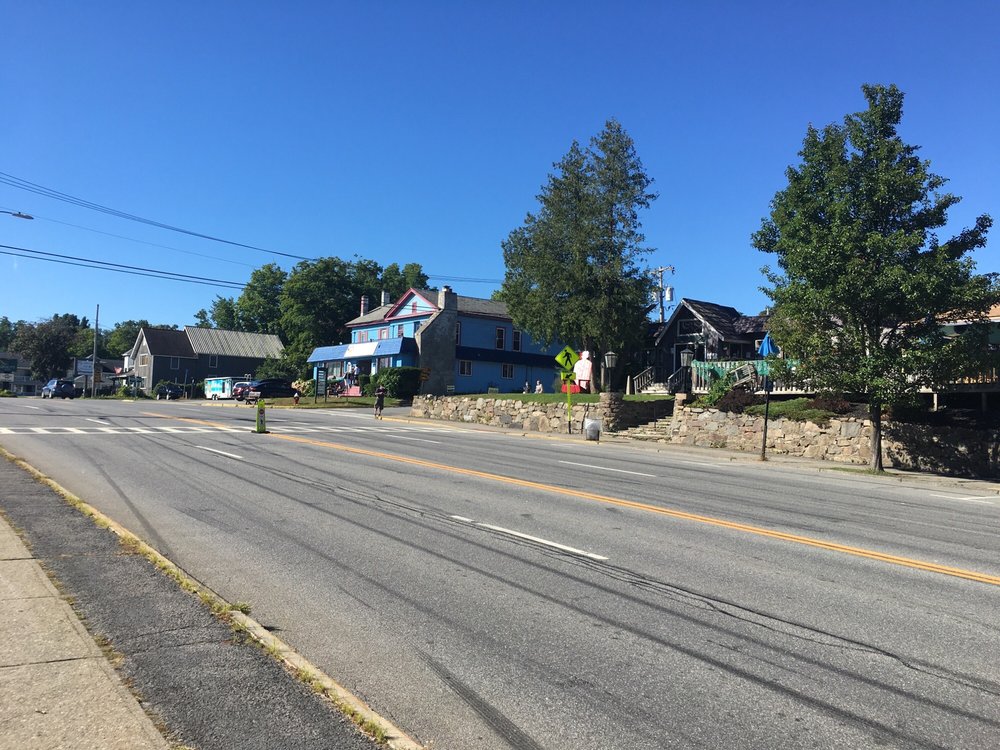 ADIRONDACK PANCAKE HOUSE 18 Photos & 57 Reviews Breakfast & Brunch 77 Canada St, Lake