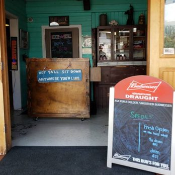 Dixie Grill - Entrance - Southern Near Me - Aiea, Hawaii