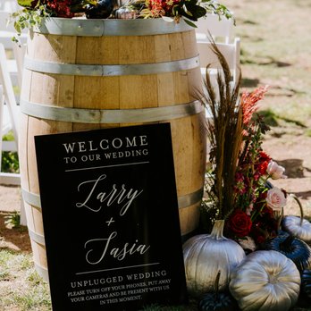 Breezy Day - aisle decor - Wedding Planning Near Me