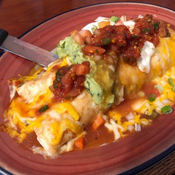 Ixtapa - Ixtapa burrito with shredded beef. Delicious and inexpensive. Great value! - Mexican Near Me - Carnation, Washington