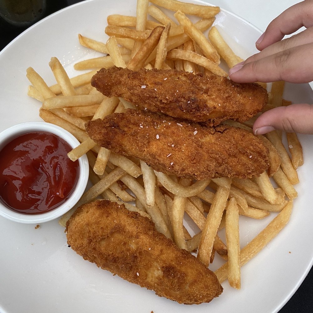 Fiammé - Kids Chicken Tenders - Pizza Near Me - Naperville, Illinois Fiammé - Kids Chicken Tenders - Pizza Near Me - Naperville, Illinois