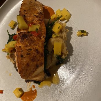 Oceano Midlothian - Salmon, w/ mashed plantains, spinach, and mango salsa. - Spanish Near Me - Midlothian, Virginia Oceano Midlothian - Salmon, w/ mashed plantains, spinach, and mango salsa. - Spanish Near Me - Midlothian, Virginia