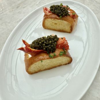 RH Rooftop Restaurant at RH Palo Alto - Lobster rolls with caviar - Breakfast & Brunch Near Me - Palo Alto, California RH Rooftop Restaurant at RH Palo Alto - Lobster rolls with caviar - Breakfast & Brunch Near Me - Palo Alto, California