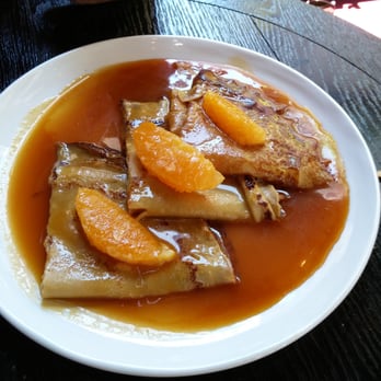 L'Escargot - Crepe Suzette with Gran Marnier - French Near Me - Paris, 75