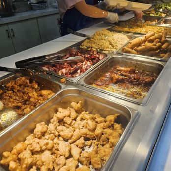 HAPPY WOK - Updated January 2026 - 82 Photos & 182 Reviews - 853 N