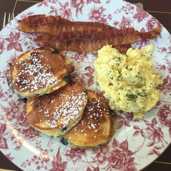 AWOL Kennebunkport - Amazing breakfast!! - Hotels Near Me - Kennebunkport, Maine AWOL Kennebunkport - Amazing breakfast!! - Hotels Near Me - Kennebunkport, Maine
