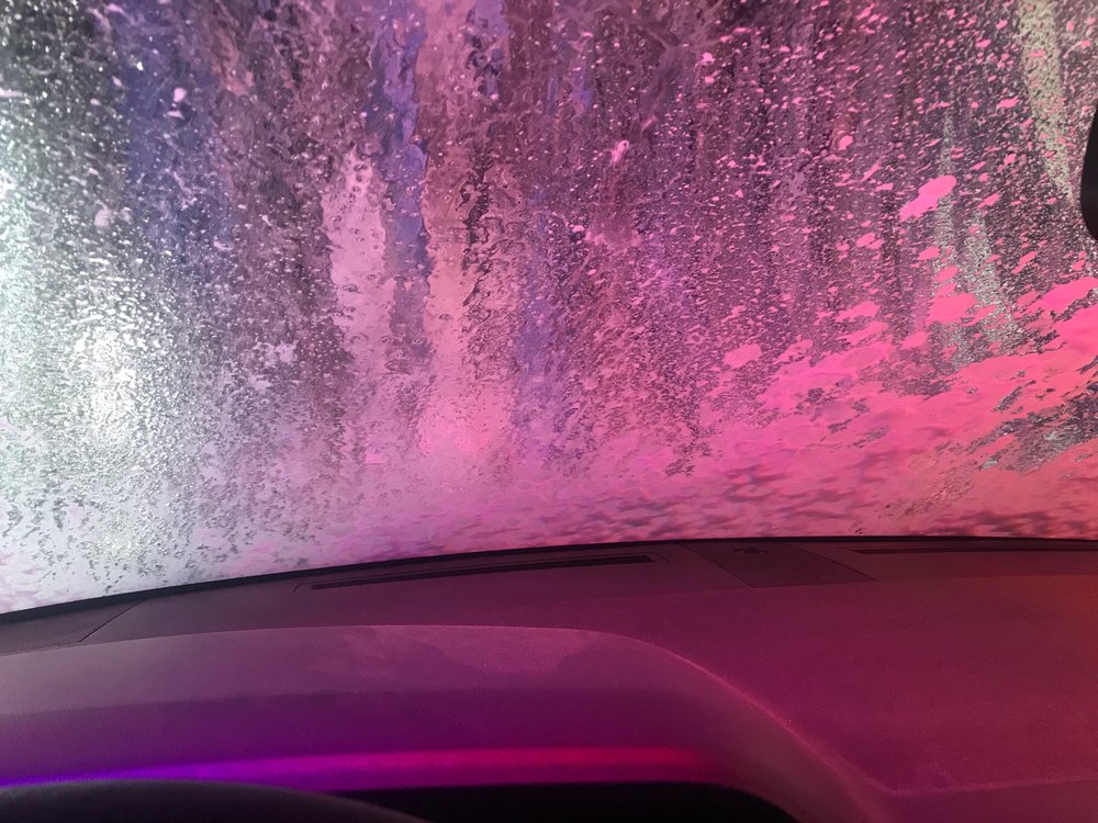 MISTER CAR WASH Updated October 2024 16 Reviews 1822 Main St