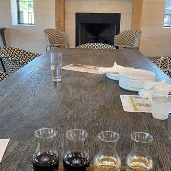 Michael Angelo's Winery - wine flight for $20 - Wineries Near Me - Richfield, Ohio