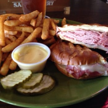 Murphy's Pubhouse South - Love the ham and cheese in the pretzel bun... Yum - Irish Pub Near Me - Indianapolis, Indiana Murphy's Pubhouse South - Love the ham and cheese in the pretzel bun... Yum - Irish Pub Near Me - Indianapolis, Indiana