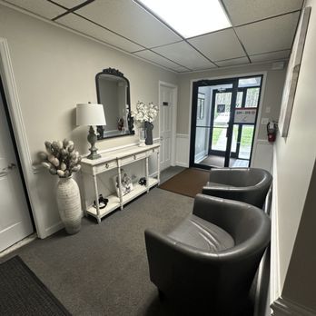 Transformative Healing Counseling and Consultation - Our waiting room is convenient and easy to find! - Counseling & Mental Health Near Me - Matthews, North Carolina Transformative Healing Counseling and Consultation - Our waiting room is convenient and easy to find! - Counseling & Mental Health Near Me - Matthews, North Carolina
