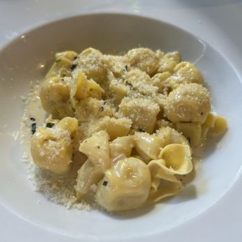 Cathryn's Tuscan Grill - Sachetti Tre Formaggi - Italian Near Me - Cold Spring, New York