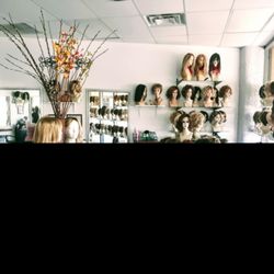 Las Palmas Wigs and Hair Salon