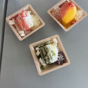 Island Vintage Shave Ice - Pink Island, Green Island & Customized (top right- strawberry/mango) - Shaved Ice Near Me - Honolulu, Hawaii