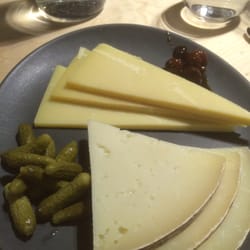 Cult of the Vine - Generous cheese plate
