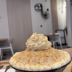 Winter Bear - Banana cream pie bingsu