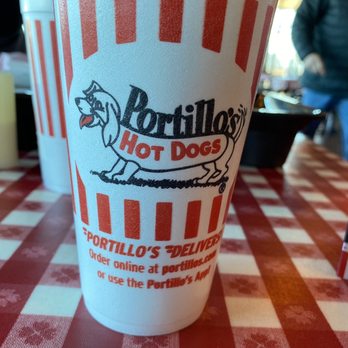 Portillo's Elgin - Variety of drinks are offered - Hot Dogs Near Me - Elgin, Illinois Portillo's Elgin - Variety of drinks are offered - Hot Dogs Near Me - Elgin, Illinois