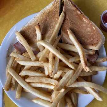 821 Café - pressed cuban sandwich - New American Near Me - Richmond, Virginia 821 Café - pressed cuban sandwich - New American Near Me - Richmond, Virginia
