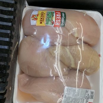 Stew Leonard's - Bad chicken mixed in with good chicken - Bakeries Near Me - East Meadow, New York
