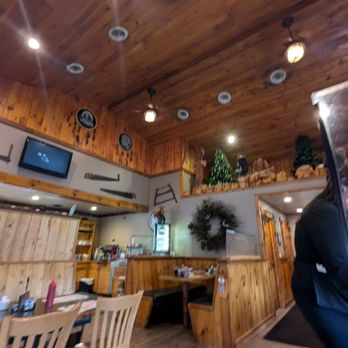 Joandy's Restaurant - American Near Me - Basom, New York