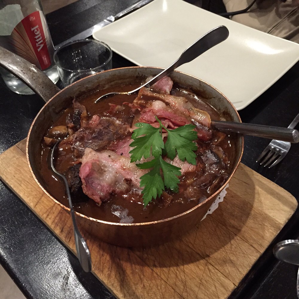 Le Volant Basque - Authentic Parisian Beef bourguignon - Basque Near Me - Paris, 75 Le Volant Basque - Authentic Parisian Beef bourguignon - Basque Near Me - Paris, 75