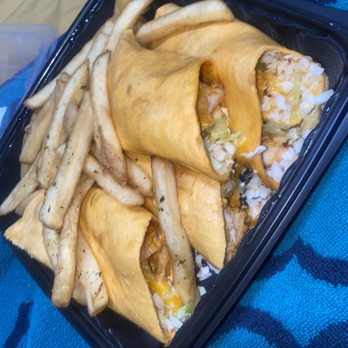 Cheddar's Scratch Kitchen - Buffalo Chicken Wrapper - American Near Me - Cordova, Tennessee