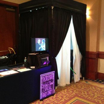 Picture Their Faces - Photo Booth Rentals Near Me - Miami, Florida Picture Their Faces - Photo Booth Rentals Near Me - Miami, Florida