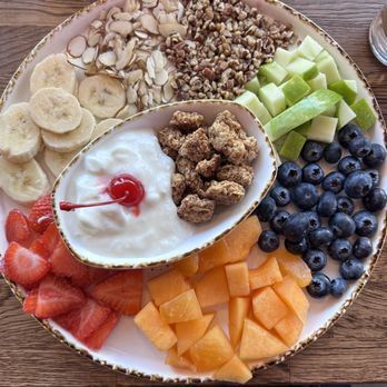 Madres Brunch - Breakfast & Brunch Near Me - Long Beach, California Madres Brunch - Breakfast & Brunch Near Me - Long Beach, California