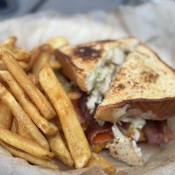 Melt - Huntsville - Chicken Bacon Ranch