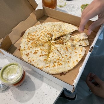 El Pollo Rico - Chicken quesadilla - Mexican Near Me - Cedar Park, Texas