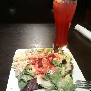 Ruby Tuesday - Salad bar. I had to pick through all the brown lettuce - Burgers Near Me - Clemson, South Carolina Ruby Tuesday - Salad bar. I had to pick through all the brown lettuce - Burgers Near Me - Clemson, South Carolina