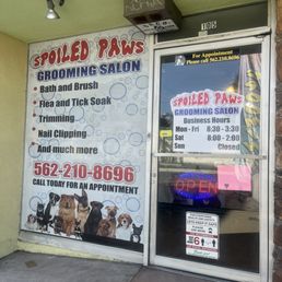 Front of business. Front of business.