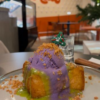 Kati - Pandan toast with ube ice cream - Ice Cream & Frozen Yogurt Near Me - Toronto, Ontario Kati - Pandan toast with ube ice cream - Ice Cream & Frozen Yogurt Near Me - Toronto, Ontario