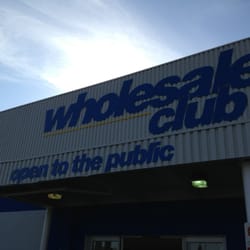 Real Canadian Wholesale Club - Storefront