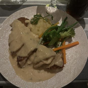 Bravos Restaurant Bar - Chicken cordon bleau - International Near Me - Puerto Vallarta, JAL Bravos Restaurant Bar - Chicken cordon bleau - International Near Me - Puerto Vallarta, JAL