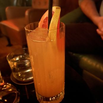 Osamil Upstairs - Highball - Cocktail Bars Near Me - New York, New York