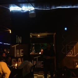 In The Bar - Entrada do lugar