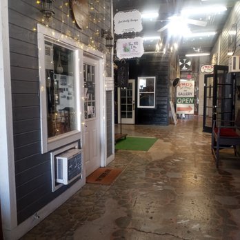 YNOT Art Studio - Art Galleries Near Me - Folsom, California