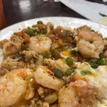 Bear E Patch Cafe - Harbor sauté - Diners Near Me - Charleston, South Carolina