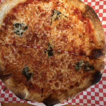 Alta Strada - Wellesley - Margherita Pizza - Italian Near Me - Wellesley, Massachusetts